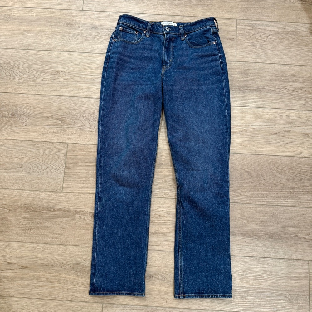 Abercrombie The 90s Straight Mid Rise Jeans Curve Love